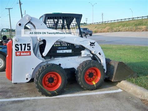 bobcat skid steer weight